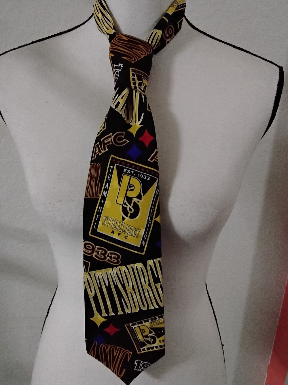 Vintage STEELERS Black & Gold NFL Tie